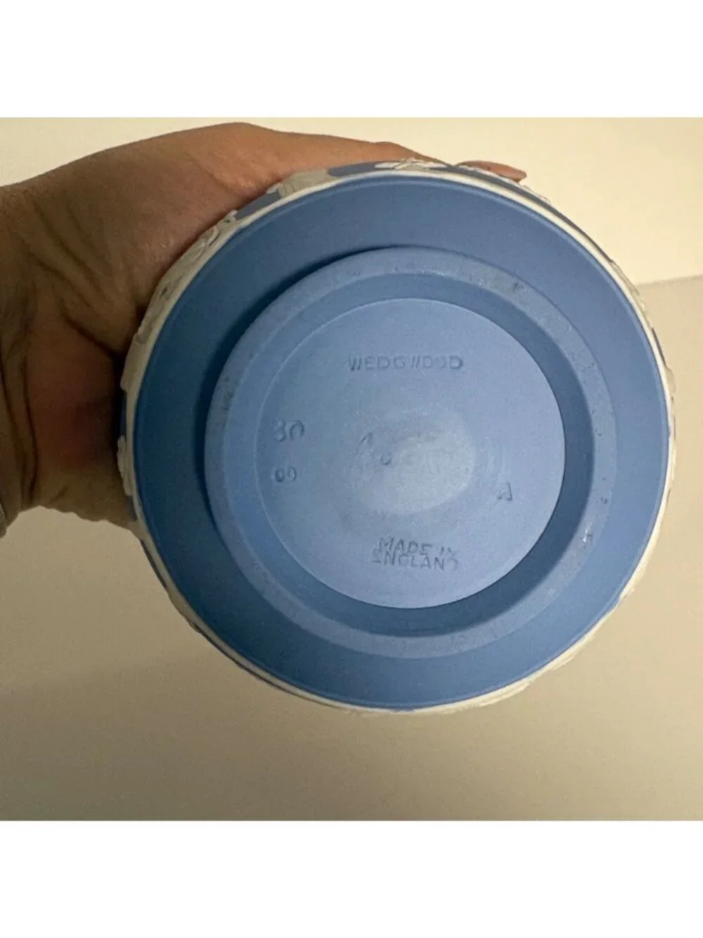 Wedgwood Blue Jasperware Covered Sugar Bowl Classic English Pottery Decor Vtg